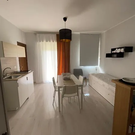 Casa Xxi Aprile * איסולה דלה פמינה